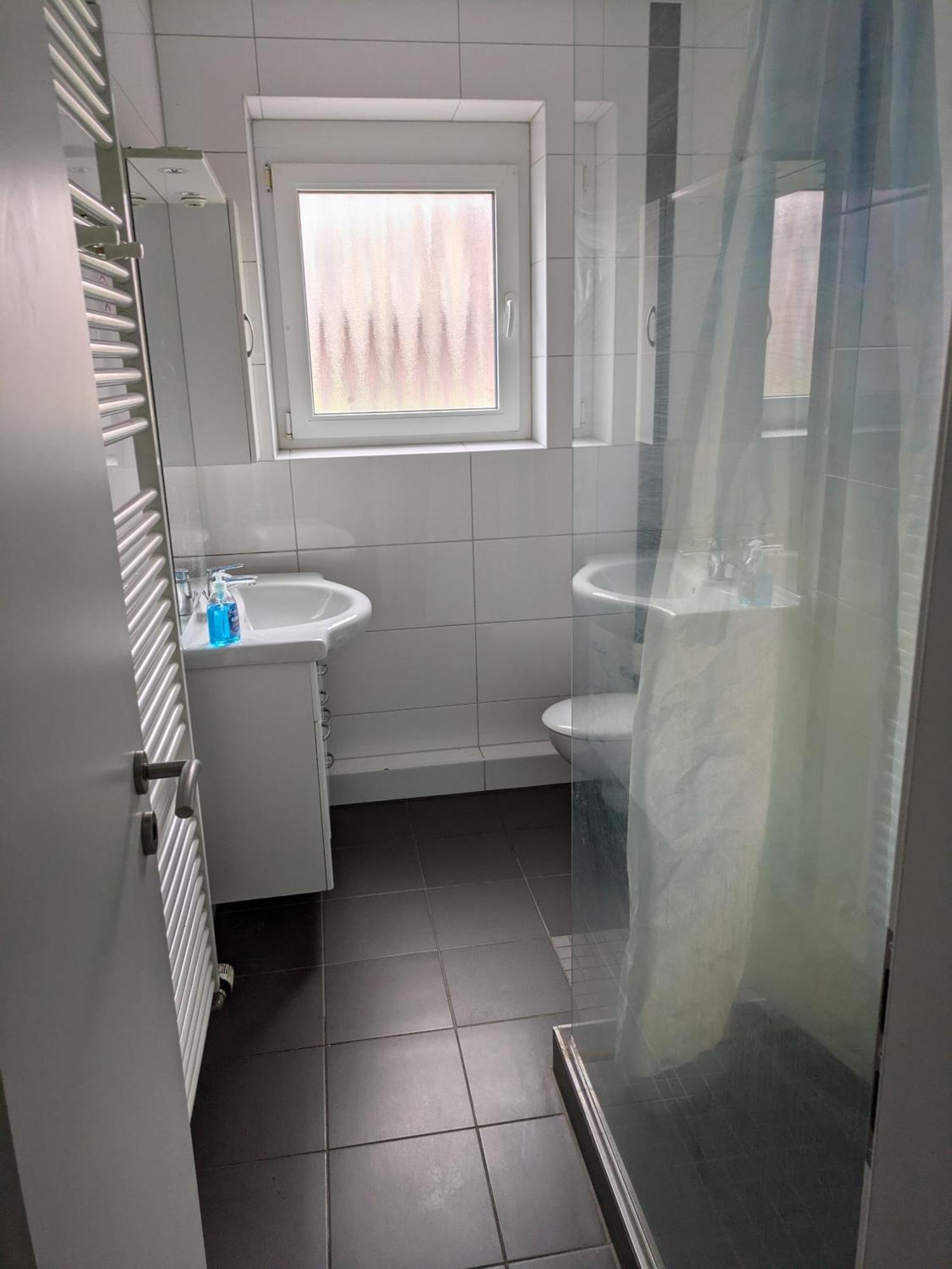 Nestoasewhv Zentrale Zimmer Zwischen City Und Suedstrand Wilhelmshaven Eksteriør billede